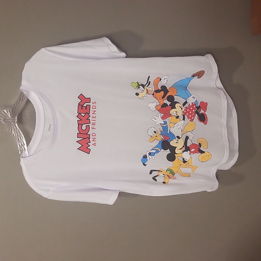 Mickey & Friends short sleeve ladies top XXL(19) NWOT